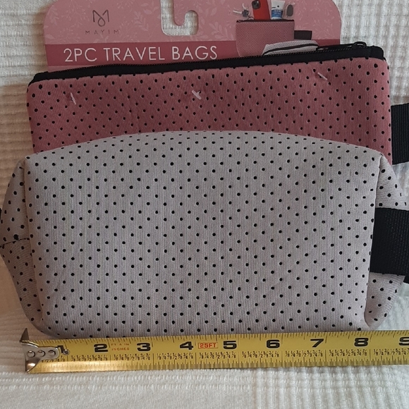 Mayim 2 Pc. Travel Bag Set Pinks With Black Polka Dots New - Picture 4 of 13